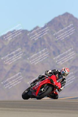 media/Oct-01-2023-SoCal Trackdays (Sun) [[4c570cc352]]/Turn 9 Set 2 (10am)/